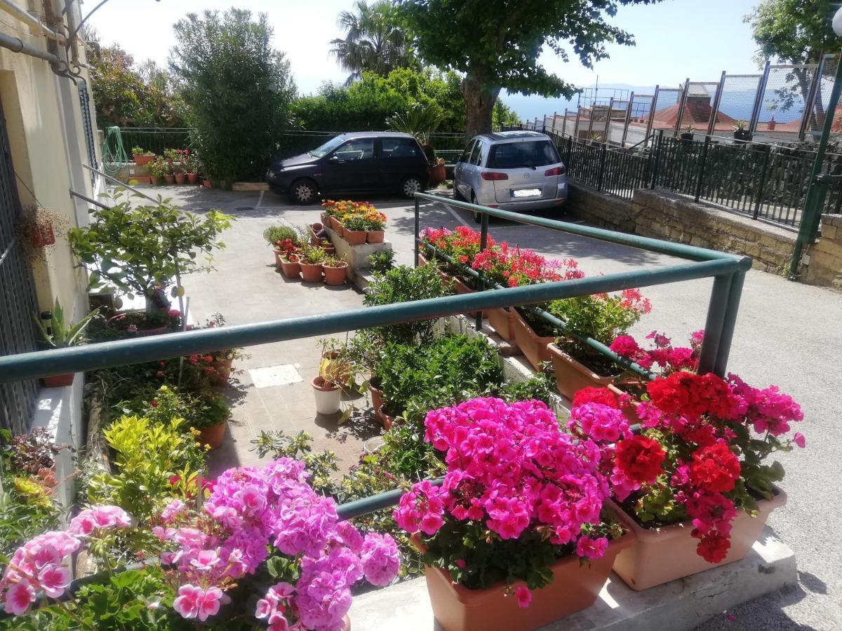 Casa Vacanze Napoli Posillipo Екстериор снимка